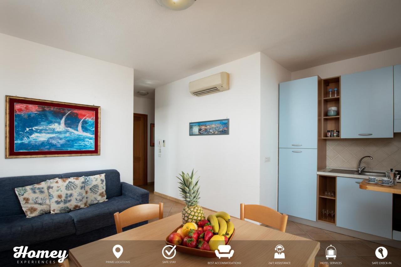 Homey Experience - Central Stay La Maddalena  Exterior photo